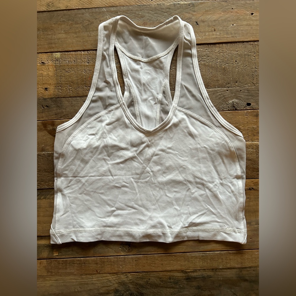 Lululemon cropped mesh tank top